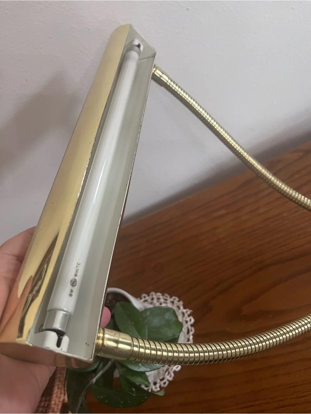 Vintage mid century Brass Gooseneck Desk Lamp - Polished Gold Tone